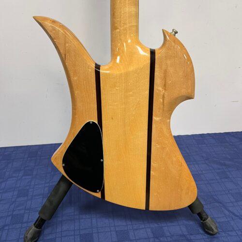 Vintage BC Rich USA Mockingbird 4-string electric bass guitar neck through body with Original Case Early 1980's - Image 15