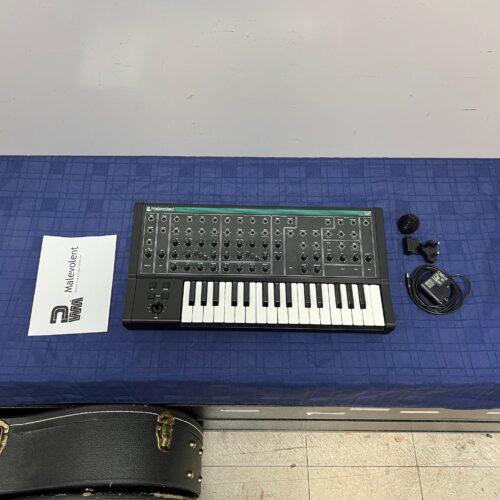 Used PWM Malevolent Modular Analog Synth Synthesizer Keyboard MIDI Controller 32-Key