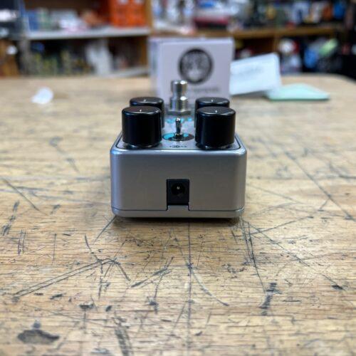 Used Electro-Harmonix Nano Pulsar Variable Shape Stereo Tremolo Guitar Pedal with Box and Paperwork - Image 6