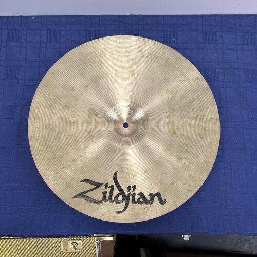 Used Avedis Zildjian 16" Medium Ride Cymbal 1350 grams - Image 6