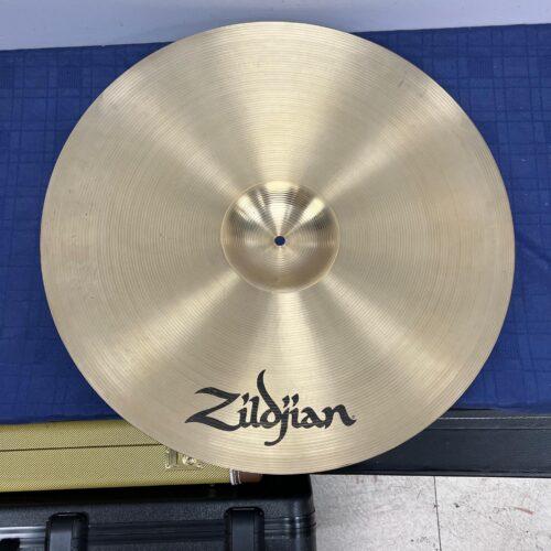 Used Avedis Zildjian 22" Medium Ride Cymbal 3450 Grams - Image 6