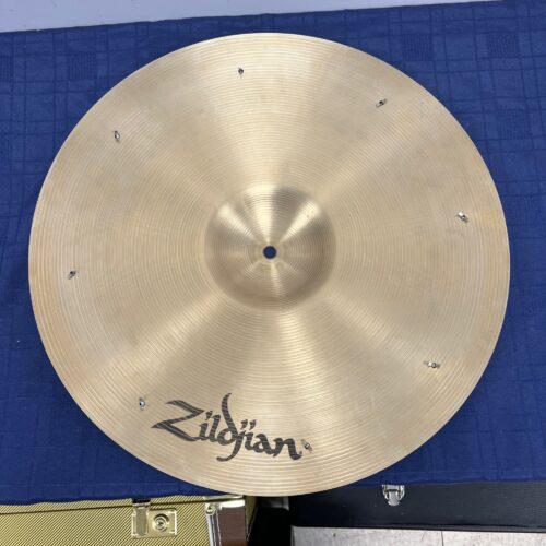 Used Zildjian Armand 18" Thin Crash Cymbal 1318 grams - Image 6