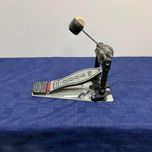 Used DW 9000 Bass Drum Pedal - Image 5