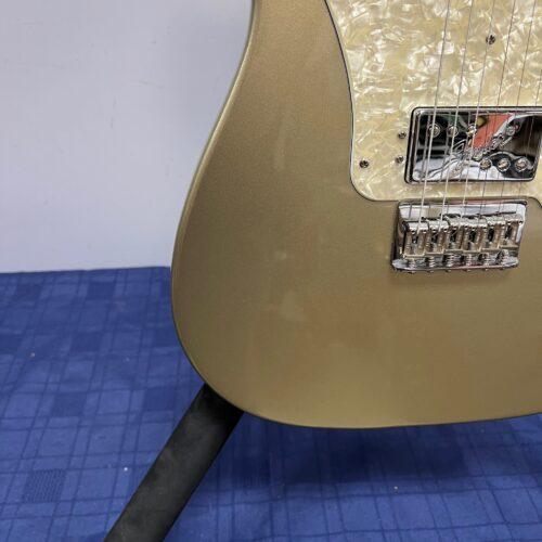 Used Fender Limited Edition American Professional Telecaster Deluxe Champagne 2018 with Case - Image 12