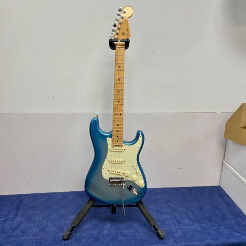 Used 2017 Fender USA American Elite Strat Stratocaster Electric Guitar Sky Burst Metallic w/ Case Extras - Image 2