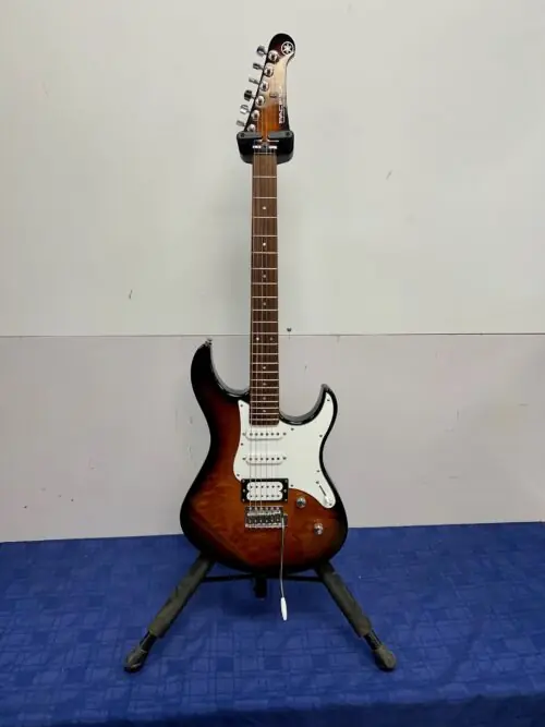 Used Yamaha Pacifica PAC212VQM Electric Guitar