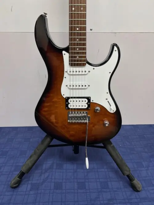 Used Yamaha Pacifica PAC212VQM Electric Guitar - Image 6