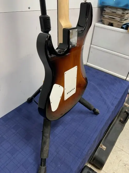 Used Yamaha Pacifica PAC212VQM Electric Guitar - Image 20