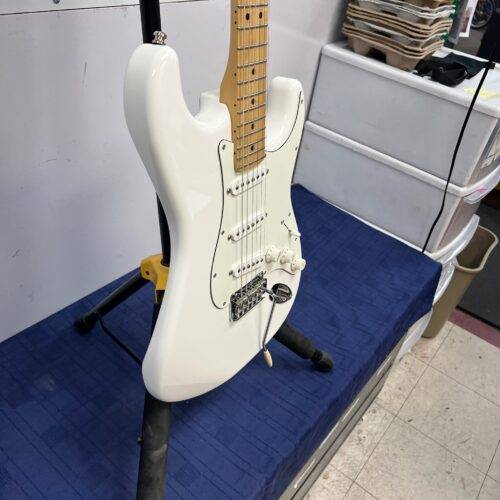 Used Fender Strat Stratocaster Electric Guitar Made in Mexico 2021 75th Anniversary Polar White - Image 11