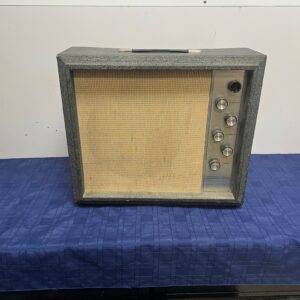 Vintage Sears Silvertone Model 1482 Tube Guitar Amp Amplifier Made in the USA
