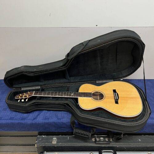 Used Seagull Artist Studio CH Natural EQ Acoustic Electric Guitar with Original Case