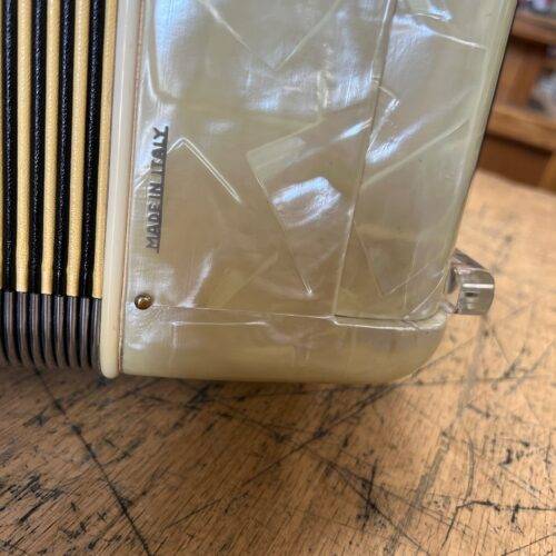 Used Lo Duca Bros. Diane Model 107 Piano Accordion Made in Italy with Case - Image 15
