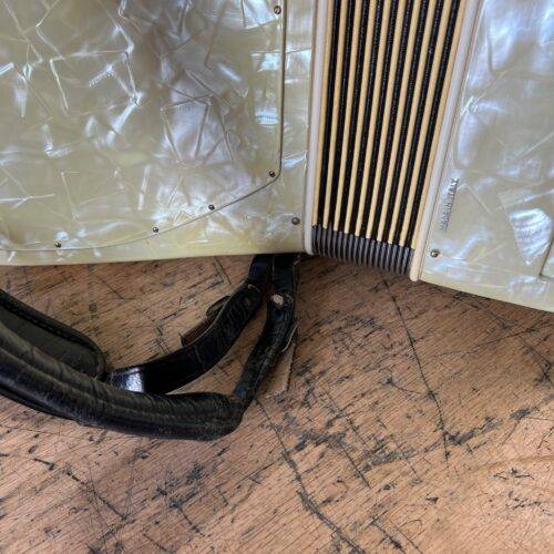Used Lo Duca Bros. Diane Model 107 Piano Accordion Made in Italy with Case - Image 17
