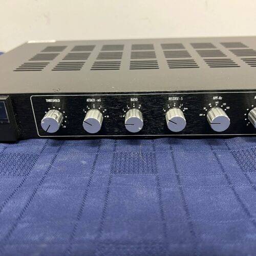 Used Warm Audio Bus-Comp 2 Channel VCA Rack Mount Bus Compressor with Original Box - Image 4