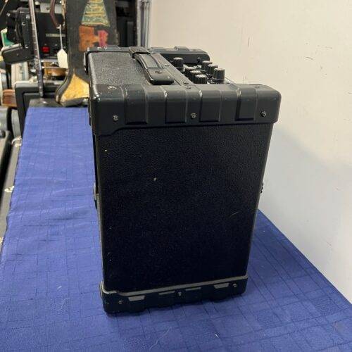 Used Roland Cube 15 Guitar Combo Amp Amplifier - Image 3