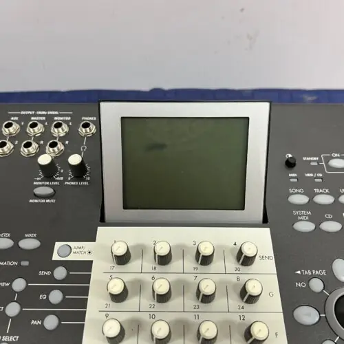 Used Korg D3200 32-track Digital Recorder with CD-RW Drive, Advanced Editing Features, and REMS Effects - Image 6