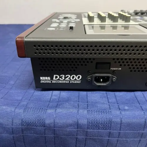 Used Korg D3200 32-track Digital Recorder with CD-RW Drive, Advanced Editing Features, and REMS Effects - Image 10