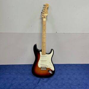 Used Fender Player Strat Stratocaster Electric Guitar Made in Mexico 2020 Sunburst