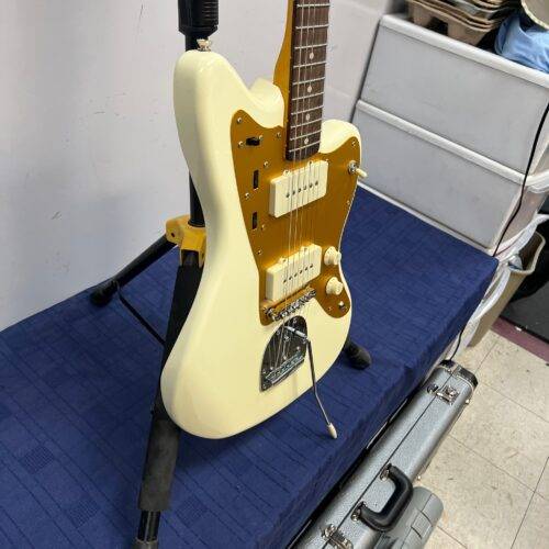 Used Squier by Fender J Mascis signature Jazzmaster Electric Guitar - Image 10