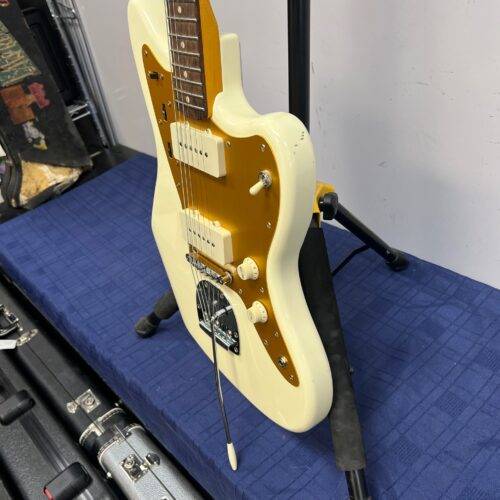 Used Squier by Fender J Mascis signature Jazzmaster Electric Guitar - Image 11