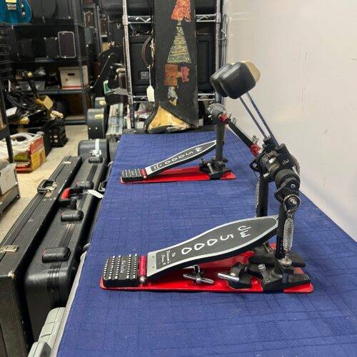 Used DW 5000 Double Bass Drum Pedal - Image 2