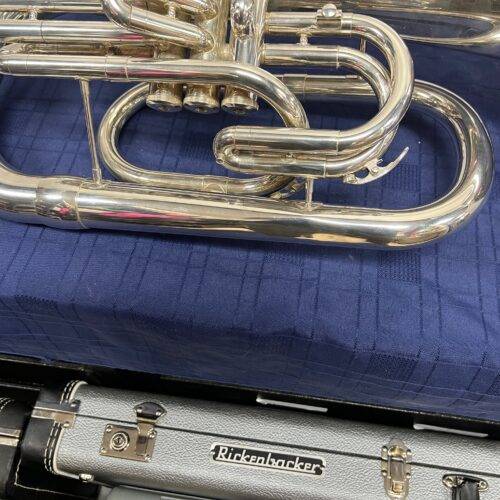 Used Yamaha YEP 202M Silver Marching Bb Euphonium with Case Made in Japan - Image 9
