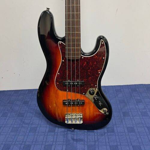 Used Squier Classic Vibe 60's Fretless 4-String Electric Bass Guitar 3-Color Sunburst Laurel Fretboard 2020 - Image 6