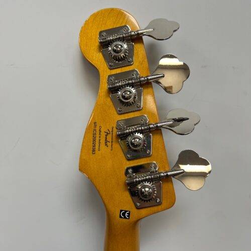 Used Squier Classic Vibe 60's Fretless 4-String Electric Bass Guitar 3-Color Sunburst Laurel Fretboard 2020 - Image 15