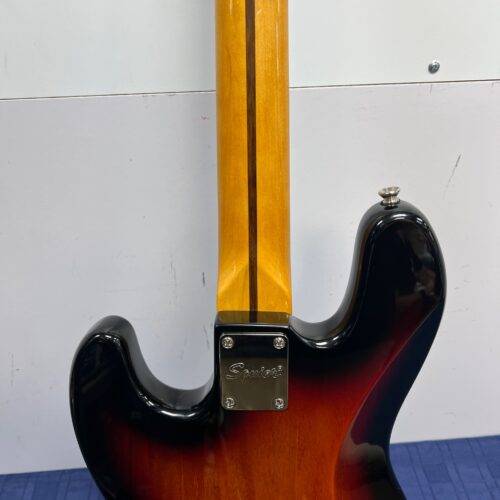 Used Squier Classic Vibe 60's Fretless 4-String Electric Bass Guitar 3-Color Sunburst Laurel Fretboard 2020 - Image 18