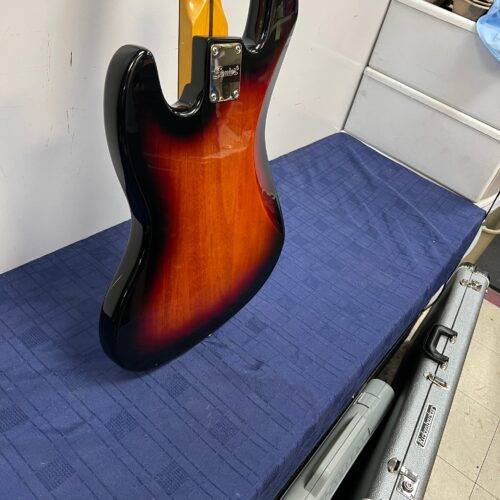 Used Squier Classic Vibe 60's Fretless 4-String Electric Bass Guitar 3-Color Sunburst Laurel Fretboard 2020 - Image 22