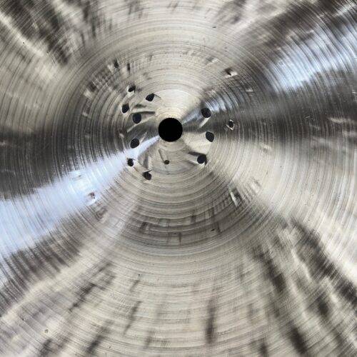 Used Zildjian K Constantinople 20" Medium Thin Low Ride Cymbal 1817 Grams K1113 - Image 3