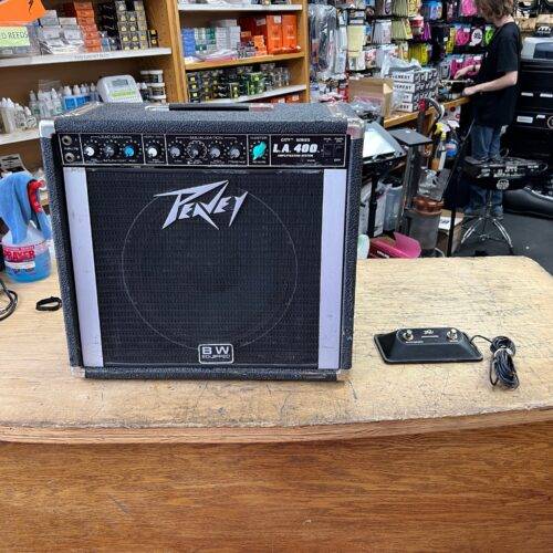 Used Peavey City Series LA 400 Guitar Amp Amplifier Black Widow Equipped with Footswitch