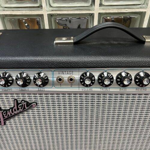 Used Fender '68 Custom Deluxe Reverb 1x12-inch 22-watt Tube Guitar Combo Amp Amplifier - Image 3