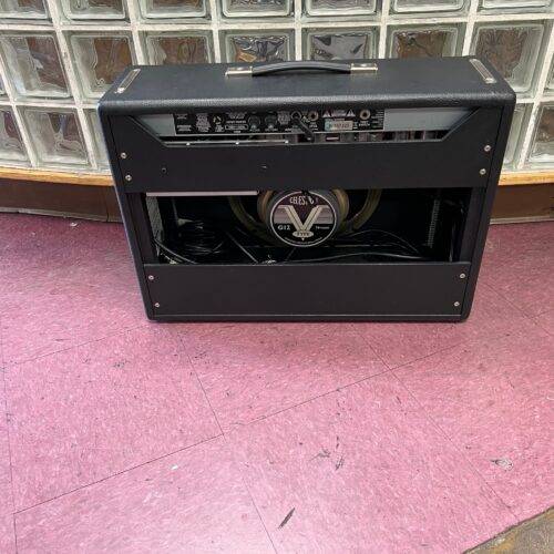 Used Fender '68 Custom Deluxe Reverb 1x12-inch 22-watt Tube Guitar Combo Amp Amplifier - Image 5