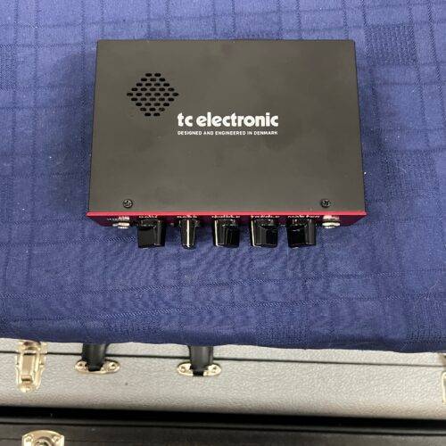 Used TC Electronic BAM200 Ultra-Compact 200 Watt Bass Head with Class-D Amp Technology in Original Box - Image 2