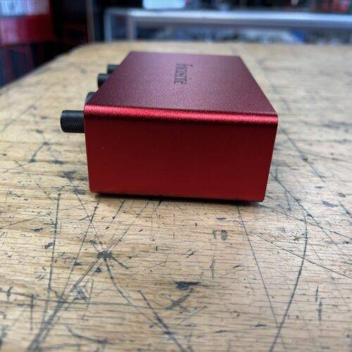 Used Focusrite Scarlett Solo 4th Gen Audio Interface with Original Box Manual Cable - Image 7