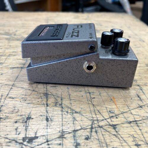 Used Boss FZ-1w Fuzz Waza Craft Guitar Pedal Made in Japan with Original Box - Image 4