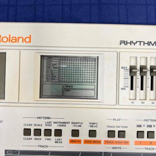 Vintage Roland TR-707TR-707 Software Rhythm Composer Drum Machine with Original Box AC Adapter Manual Made in Japan - Image 4