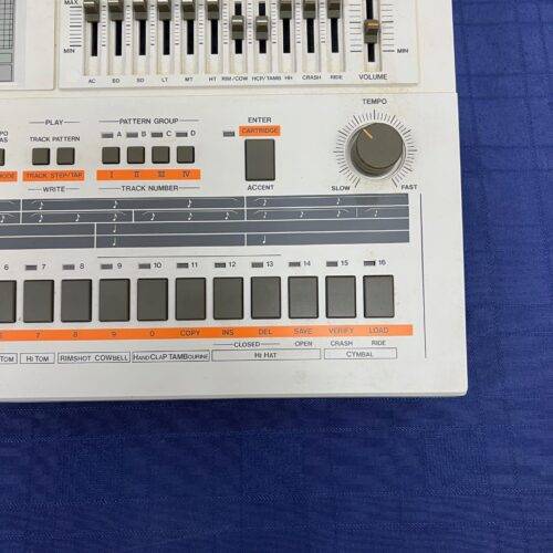 Vintage Roland TR-707TR-707 Software Rhythm Composer Drum Machine with Original Box AC Adapter Manual Made in Japan - Image 6