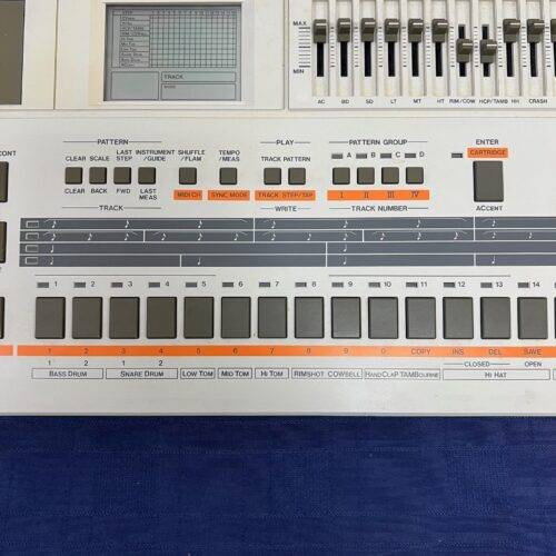 Vintage Roland TR-707TR-707 Software Rhythm Composer Drum Machine with Original Box AC Adapter Manual Made in Japan - Image 7