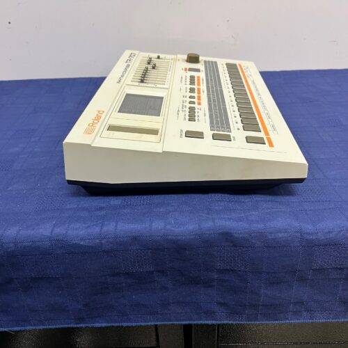 Vintage Roland TR-707TR-707 Software Rhythm Composer Drum Machine with Original Box AC Adapter Manual Made in Japan - Image 9