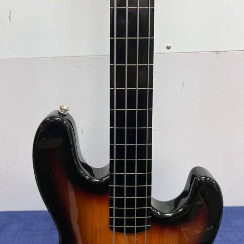 Used Squier Vintage Modified 4-String Fretless Jazz Electric Bass Guitar 2007 - Image 6