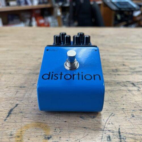 Used Fender Starcaster Distortion Guitar Pedal - Image 2