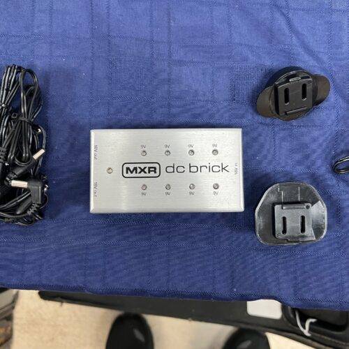 Used MXR M237 DC Brick Pedalboard Power Supply in Original Box - Image 3