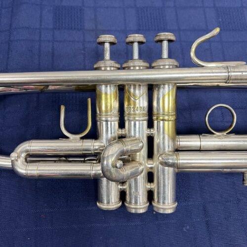 Used Bach Stradivarius Model 37 Bb Silver Trumpet with new Pro Tec Case Just Serviced ML Early 1990's - Image 4