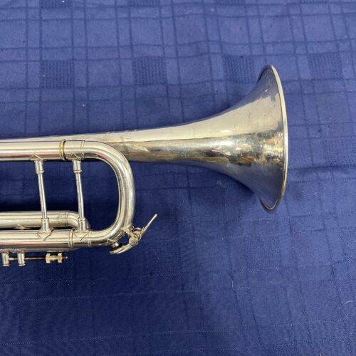 Used Bach Stradivarius Model 37 Bb Silver Trumpet with new Pro Tec Case Just Serviced ML Early 1990's - Image 6