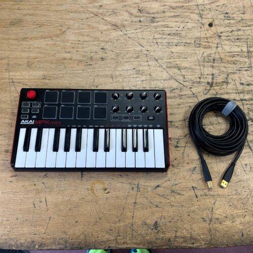 Used AKAI Professional MPK Mini 25-key Keyboard Controller with USB Cable