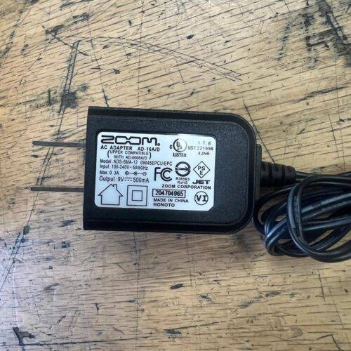 Used Zoom AC-3 Acoustic Creator Enhanced Direct Box and Multi-effects Guitar Pedal with Original Box & AC Adapter - Image 8