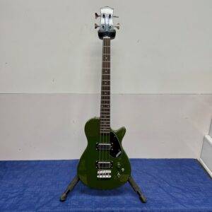 Used Gretsch Electromatic G2220 Junior Jet Bass II Short Scale 4-String Electric Bass Guitar