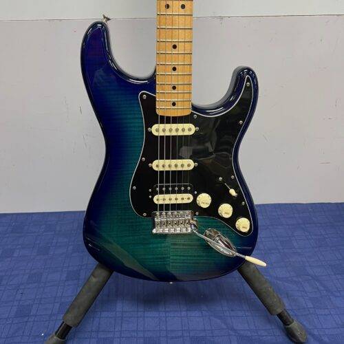Used Fender Guitar Center Limited Edition Standard Stratocaster HSS Electric Guitar Blue Burst Made in Mexico 2017/2018 with Case - Image 8